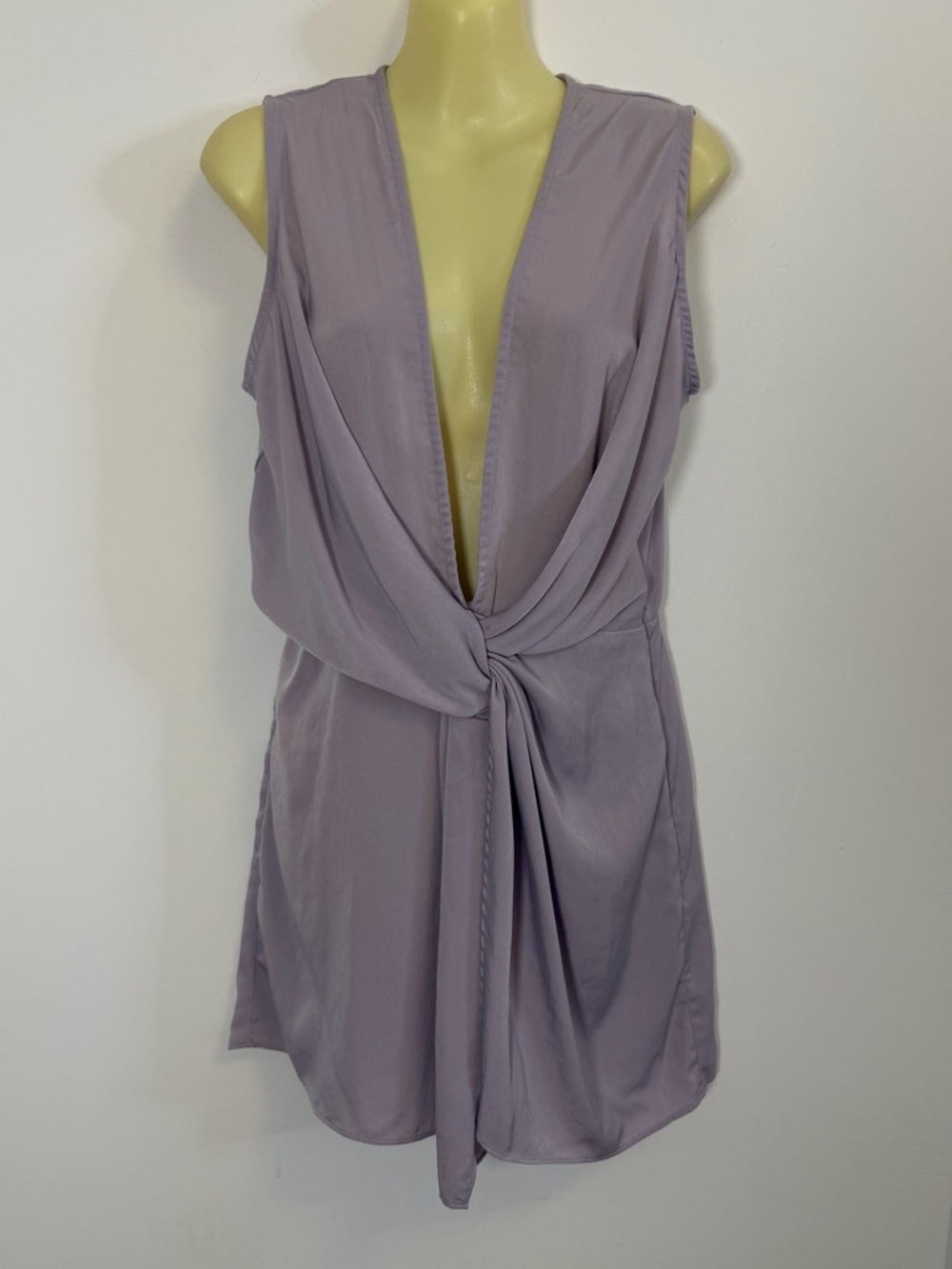 Blue Blush Sleeveless Twist-Front V-Neck Tunic in Soft Lavender